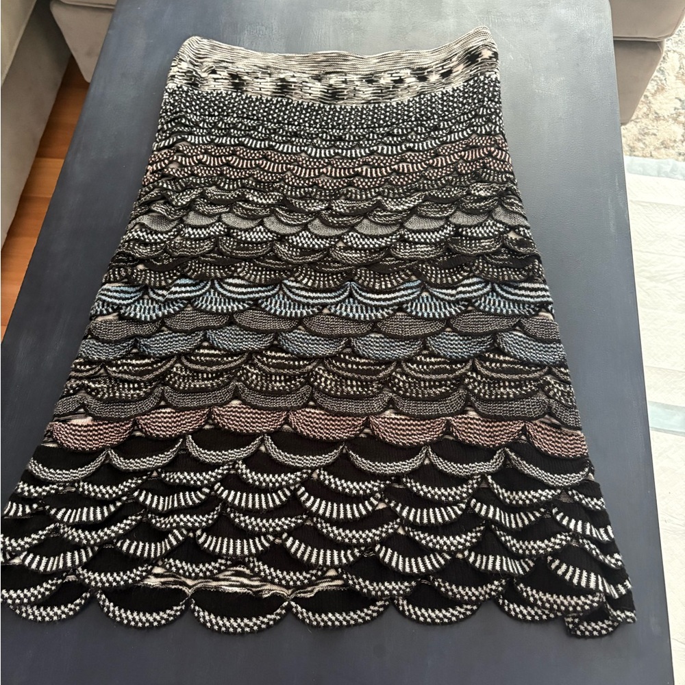 Etcetera knit skirt multi color
Excellent condition 
Size M